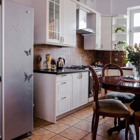 Halby Luxury Rooms Chmielna 73B Warszawa Zewnętrze zdjęcie